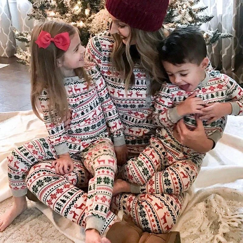 Merry Christmas Pyjamassett (familie) 